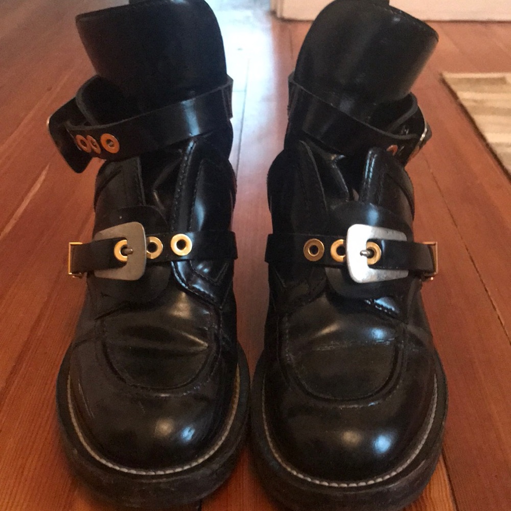 Balenciaga cutout creeper boots